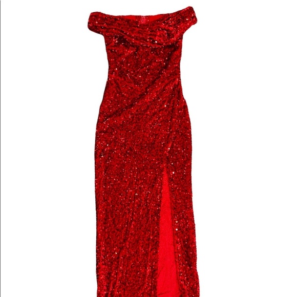 NWOT  Beautiful Maxi red shine dress - Picture 8 of 12